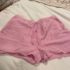 Aritizia shorts